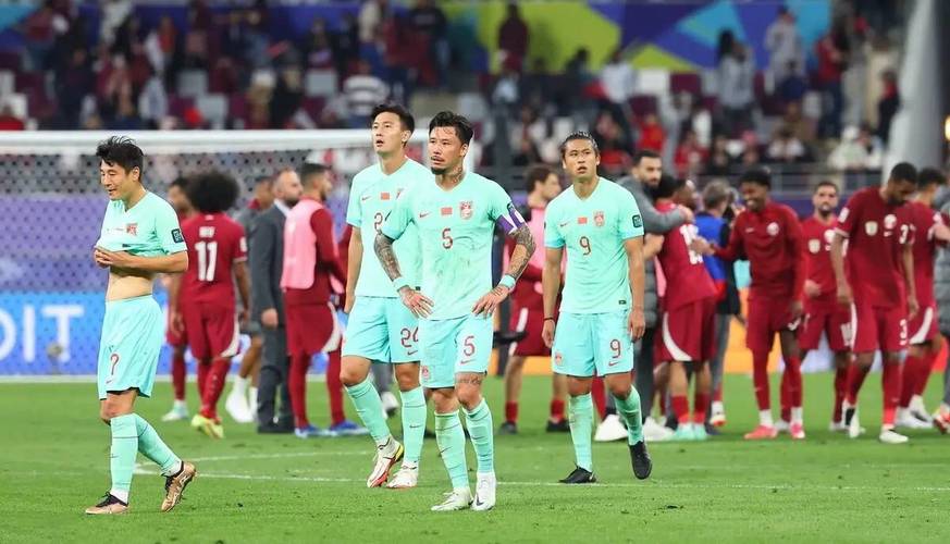 中国vs新加坡世预赛热