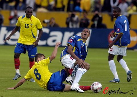 哥伦比亚1-6惨败厄瓜多尔